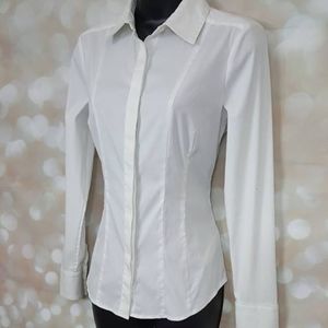 White House/Black Market Size 4 button down shirt
